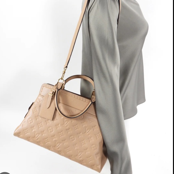 👛 Louis Vuitton Vosges MM Monogram Empreinte Leather Bag - Picture 3 of 16